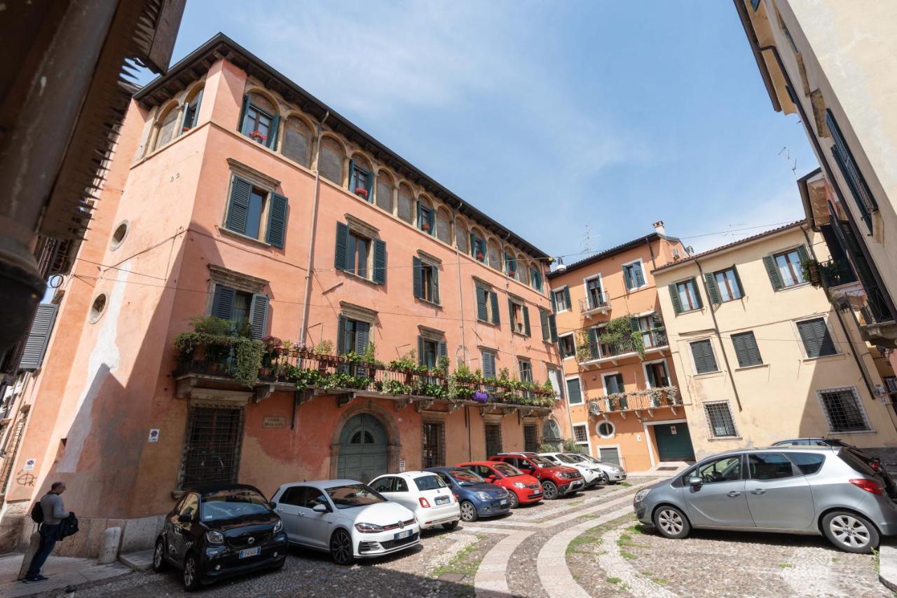 Romeo And Juliet Apartments Verona Dış mekan fotoğraf